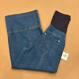 Pinkblush Maternity Wide Leg Cropped Jeans Size Small NWT